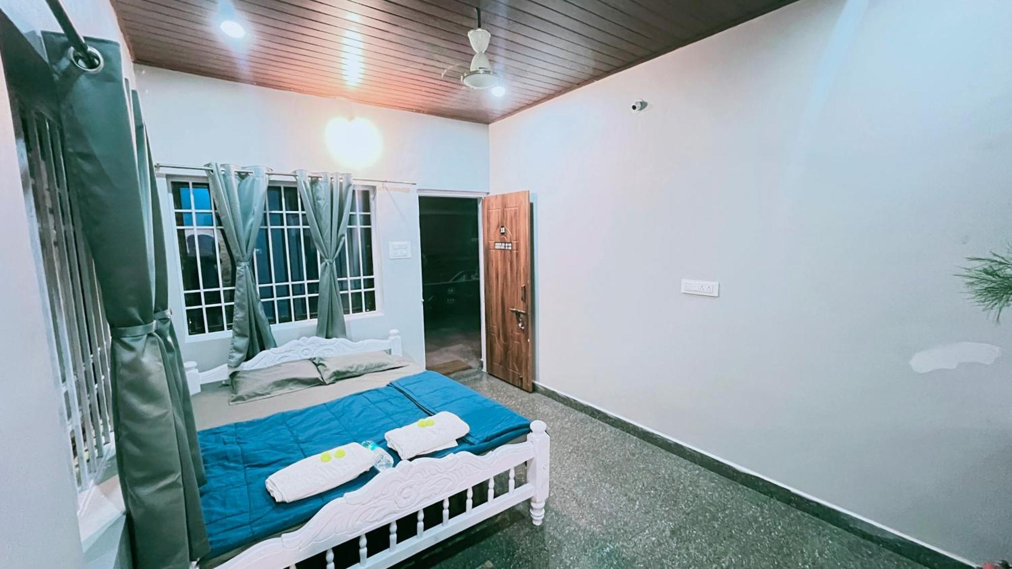 Gokarna Beach Stays By Tune Of Ocean المظهر الخارجي الصورة